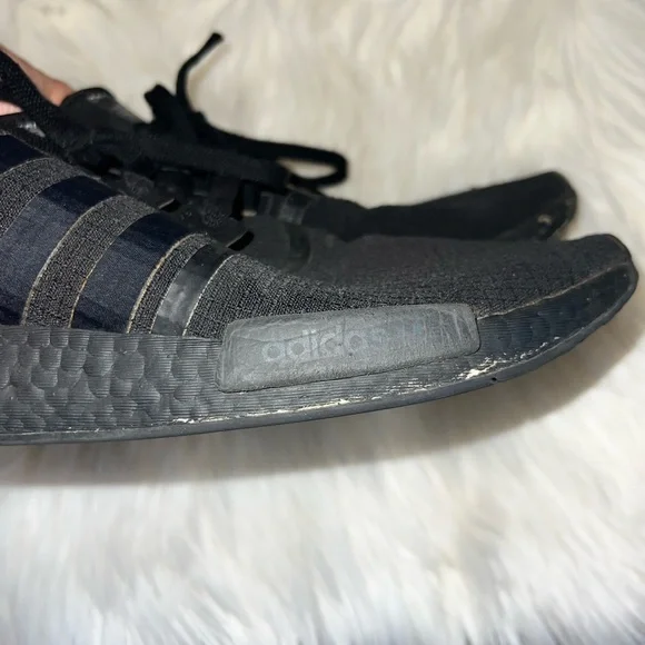 Adidas NMD R1 Core Men’s Black/Solar Red Sneaker Sz 11 - Picture 6 of 12